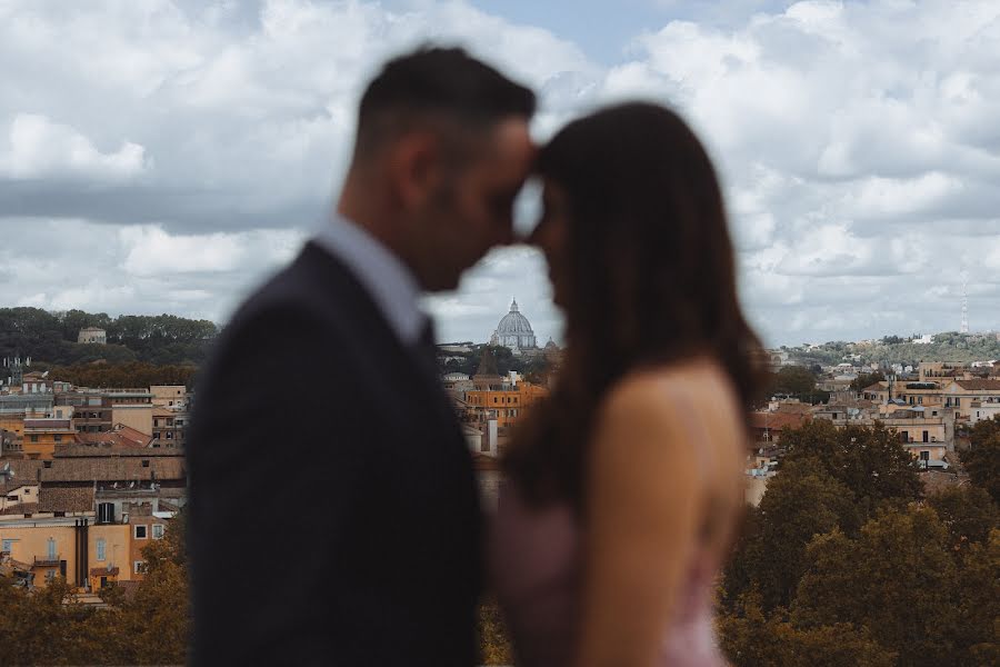 Wedding photographer Luca Menichelli (lucamenichelli). Photo of 30 December 2021