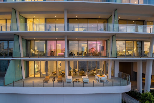 Apartment with pool 2