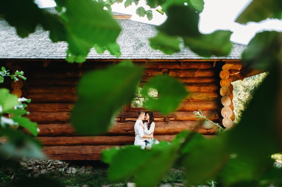 Wedding photographer Yuliya Scherbakova (jshcherbakova). Photo of 11 October 2016