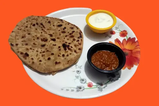 Chicken Keema Schezwan Paratha