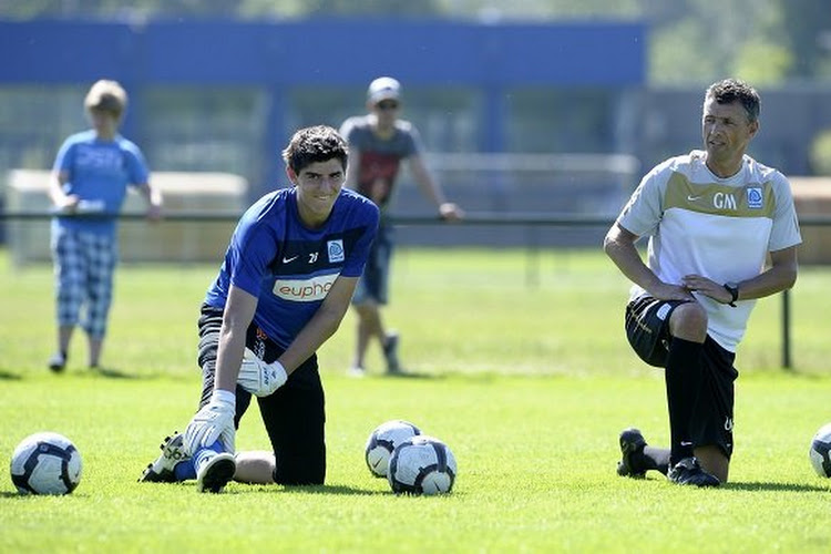 Keeperstrainer Courtois: "Barcelona vroeg me hoe een doelman van 2 meter zo lenig kon zijn"