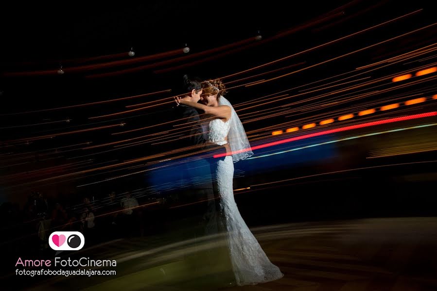 婚禮攝影師Brenda Vazquez（amorefotocinema）。2017 9月22日的照片
