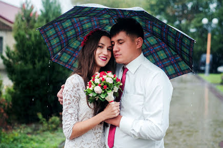 Fotógrafo de casamento Vaskov Oleg (vashdima). Foto de 1 de novembro 2016