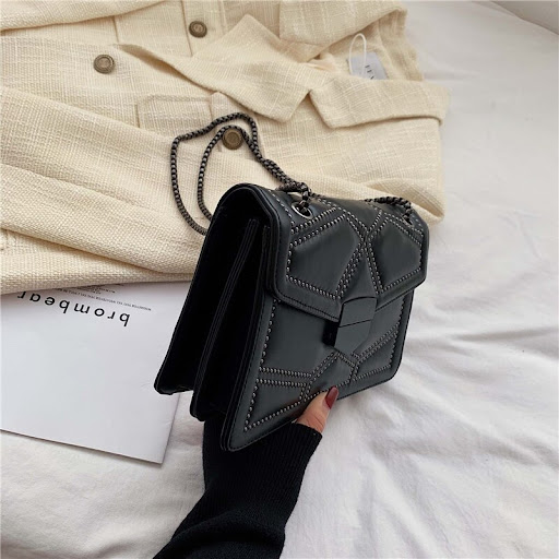 Title 12, Wild Chain Shoulder Messenger Bag