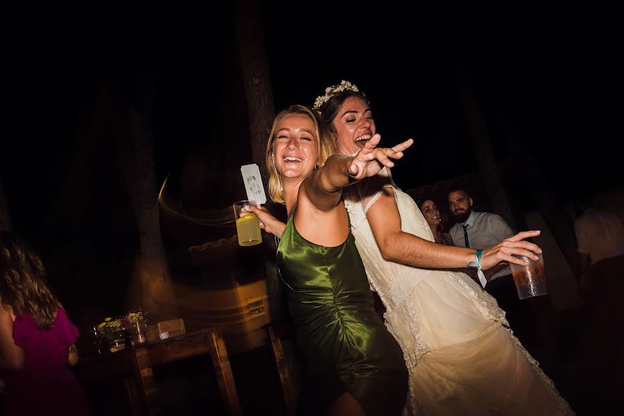 Bröllopsfotograf Mónica Milena (loveweddings). Foto av 27 september 2022