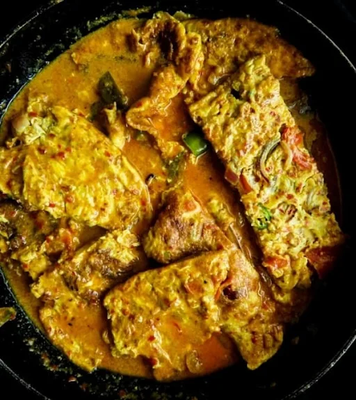 Egg Omlette Curry