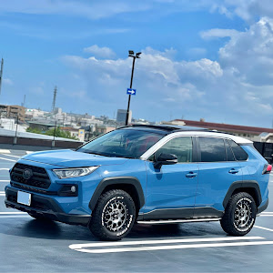 RAV4