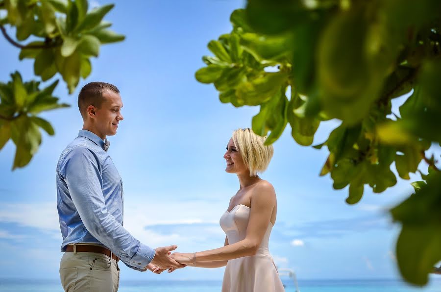 Fotógrafo de casamento Abdulla Irufan Irufan (abdullairufan). Foto de 22 de julho 2019