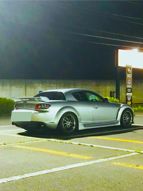 RX-8のリアウイング取り付け・DIYに関するカスタム事例の投稿画像3枚目