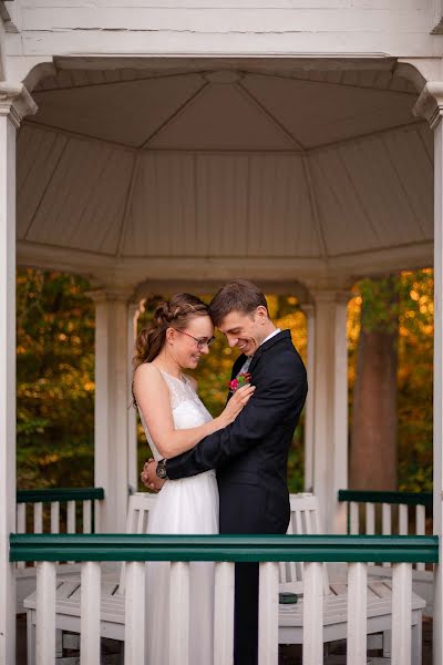 Fotografo di matrimoni Karoline Reher (karoline-reher). Foto del 10 giugno 2022