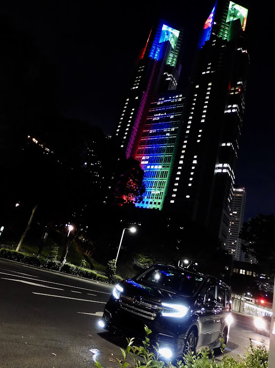 ステップワゴンの無限エアロ・東京都庁に関するカスタム事例の投稿画像2枚目