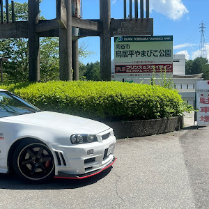 スカイライン ENR34