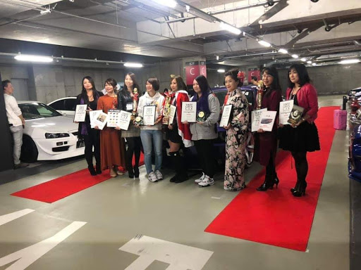 86 のスポーツカー女子 秋葉原udx 舞杏ステッカー Tgccに関するカスタム メンテナンスの投稿画像 車のカスタム情報はcartune