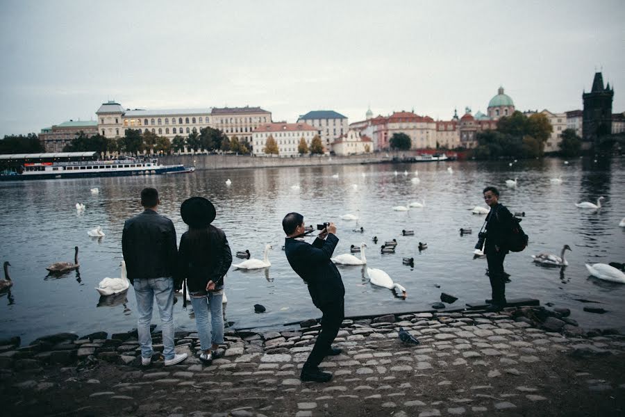 Svadobný fotograf Ivan Troyanovskiy (vani). Fotografia publikovaná 8. decembra 2015