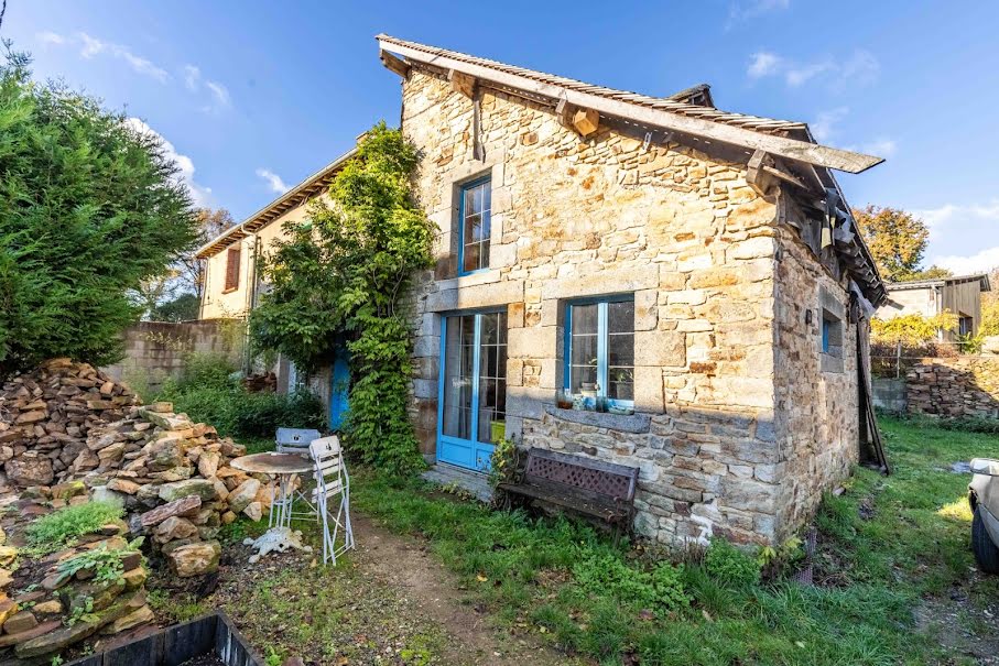 Vente maison 5 pièces 134 m² à Saint-Médard-sur-Ille (35250), 197 500 €