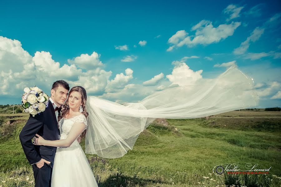 Fotógrafo de casamento Vasiliu Leonard (vasiliuleonard). Foto de 1 de julho 2016