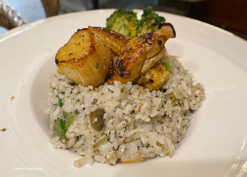 插角25號｜歐風森林系紅磚老宅，有貓、有美食，還有讓人溫暖的笑容