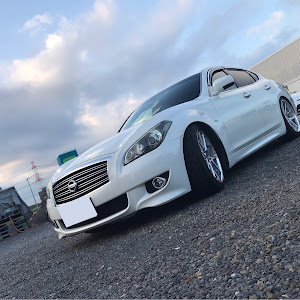 フーガ 51