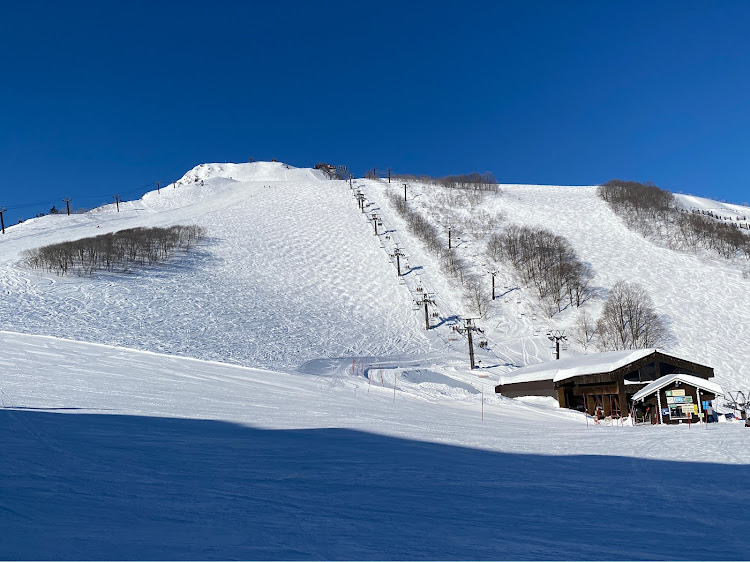 Nボックスカスタムのいつもイイネ&コメントありがとうございます🙇‍♂️・長野県白馬村・八方尾根スキー場・雪の轍は、全上げでも危険！に関するカスタム事例の投稿画像6枚目