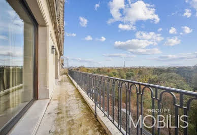 Apartment with terrace 2