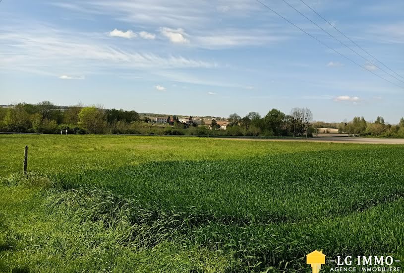  Vente Terrain à bâtir - 2 242m² à Saint-Ciers-du-Taillon (17240) 