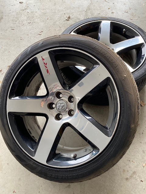 マグナム Srt 8のアメ車 Diy ホイール 交換 愛車紹介 トルクレンチぼっこれたに関するカスタム メンテナンスの投稿画像 車のカスタム情報はcartune