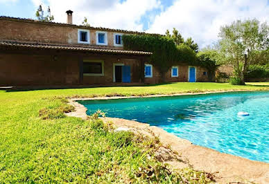 Villa with pool and terrace 3