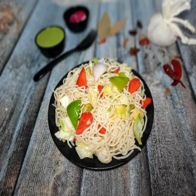 Veg Hakka Noodles