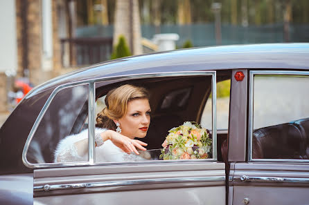 Wedding photographer Evgeniy Merkulov (paparazzi48). Photo of 9 November 2015