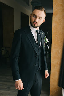 Wedding photographer Oleg Kuzhelev (olegkuzhelev). Photo of 1 December 2021