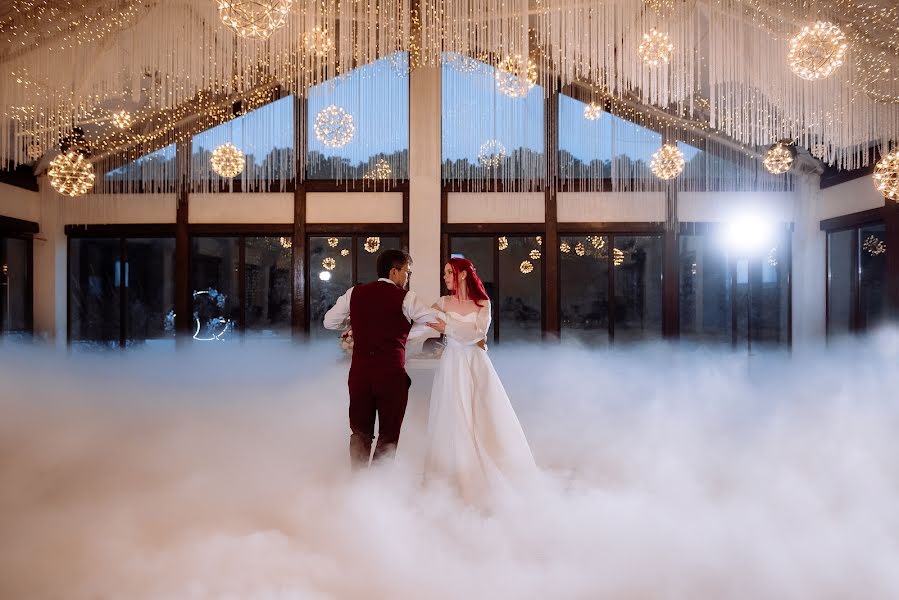 Wedding photographer Yuliya Savvateeva (savvateevajulia). Photo of 29 December 2023