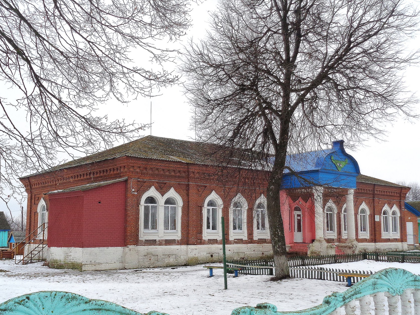 Погода стародуб по часам. Город Стародуб Брянской области. Здание бывшей синагоги Стародуб. Усадьба Стародуб. Достопримечательности Стародуба Брянской области.