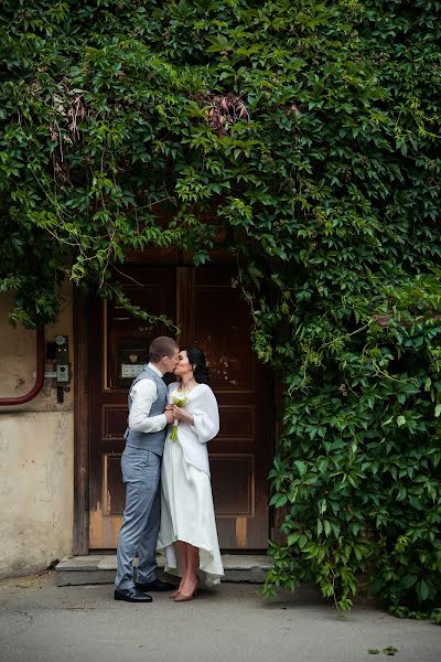 Fotógrafo de casamento Yuliya Borisova (juliasweetkadr). Foto de 12 de dezembro 2018