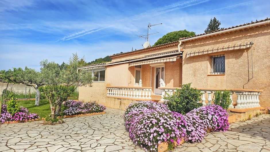 Vente villa 4 pièces 107 m² à Le Cannet-des-Maures (83340), 310 000 €