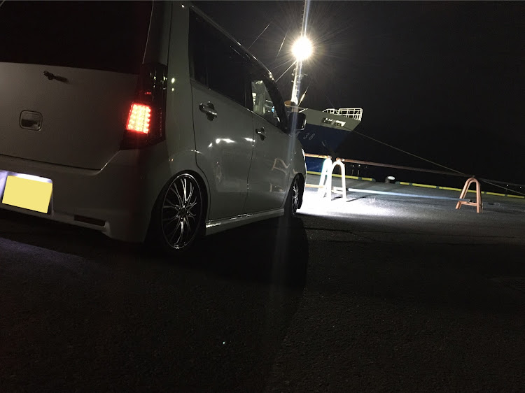 ワゴンRスティングレーのyuiさんが投稿したカスタム事例の投稿画像2枚目