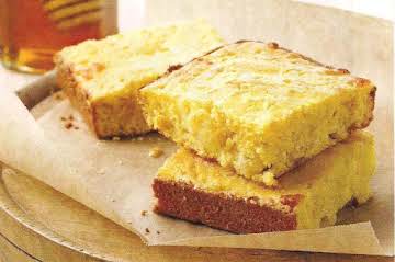 Pineapple cheddar cornbread