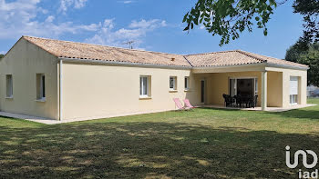 maison à Saint-Sulpice-de-Royan (17)