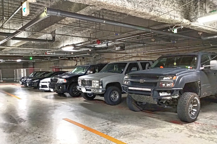 カマロのドライブ・岩手・外車好き集まれ・サイズ感・地下駐車場に関するカスタム事例の投稿画像2枚目