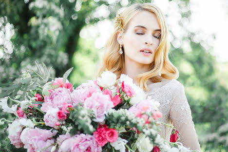 Wedding photographer Aleksandra Veselova (veslove). Photo of 13 June 2018