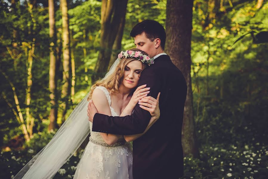 Fotógrafo de casamento Andrzej Paradowski (aparadowski). Foto de 24 de fevereiro 2020