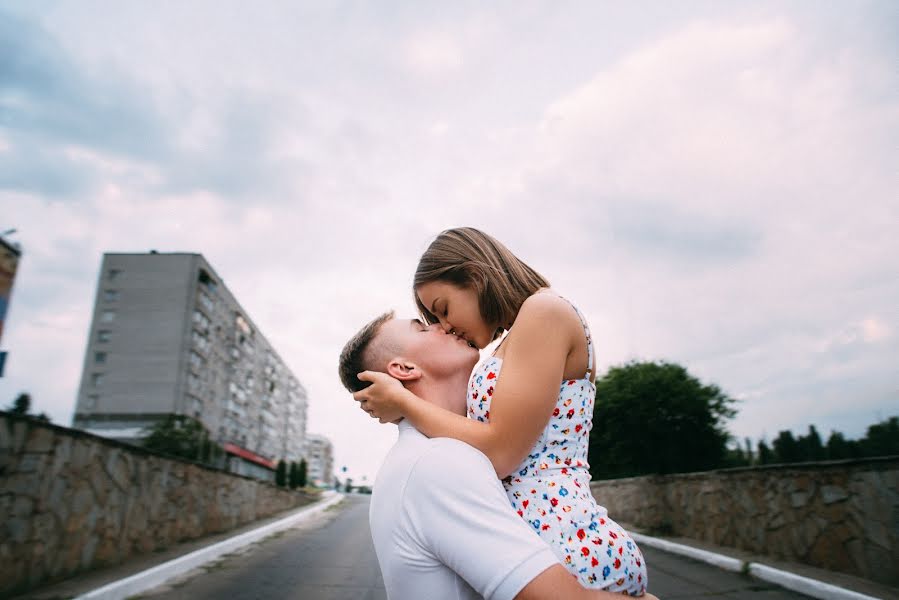 Fotógrafo de casamento Anastasiya Suprunyuk (suprunyukn). Foto de 6 de setembro 2016