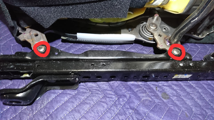 シビックタイプRのシビック タイプR FD2・シートレール・DIYに関するカスタム事例の投稿画像2枚目