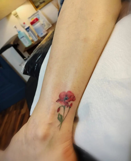 flower tattoo for leg