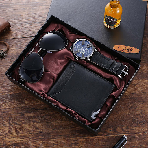 Title 2, Fashion Classic Boutique Gift Box Set Wallet Gl...