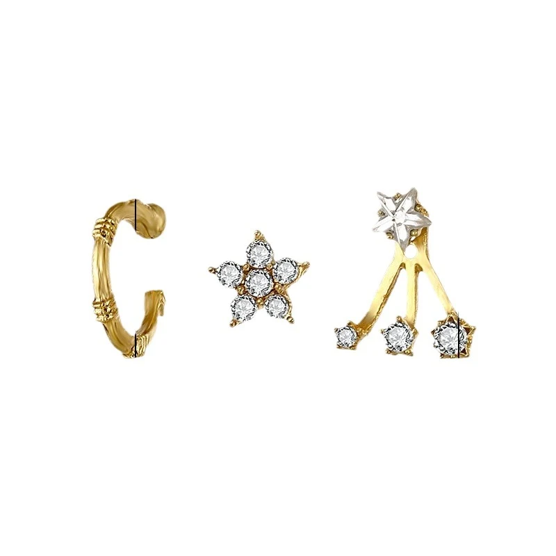 Nouveaux boucles d'oreilles rétro en alliage et strass pour femmes Sublimez votre look avec ces boucles d'oreilles haut de gamme, alliant style vintage et éclat.