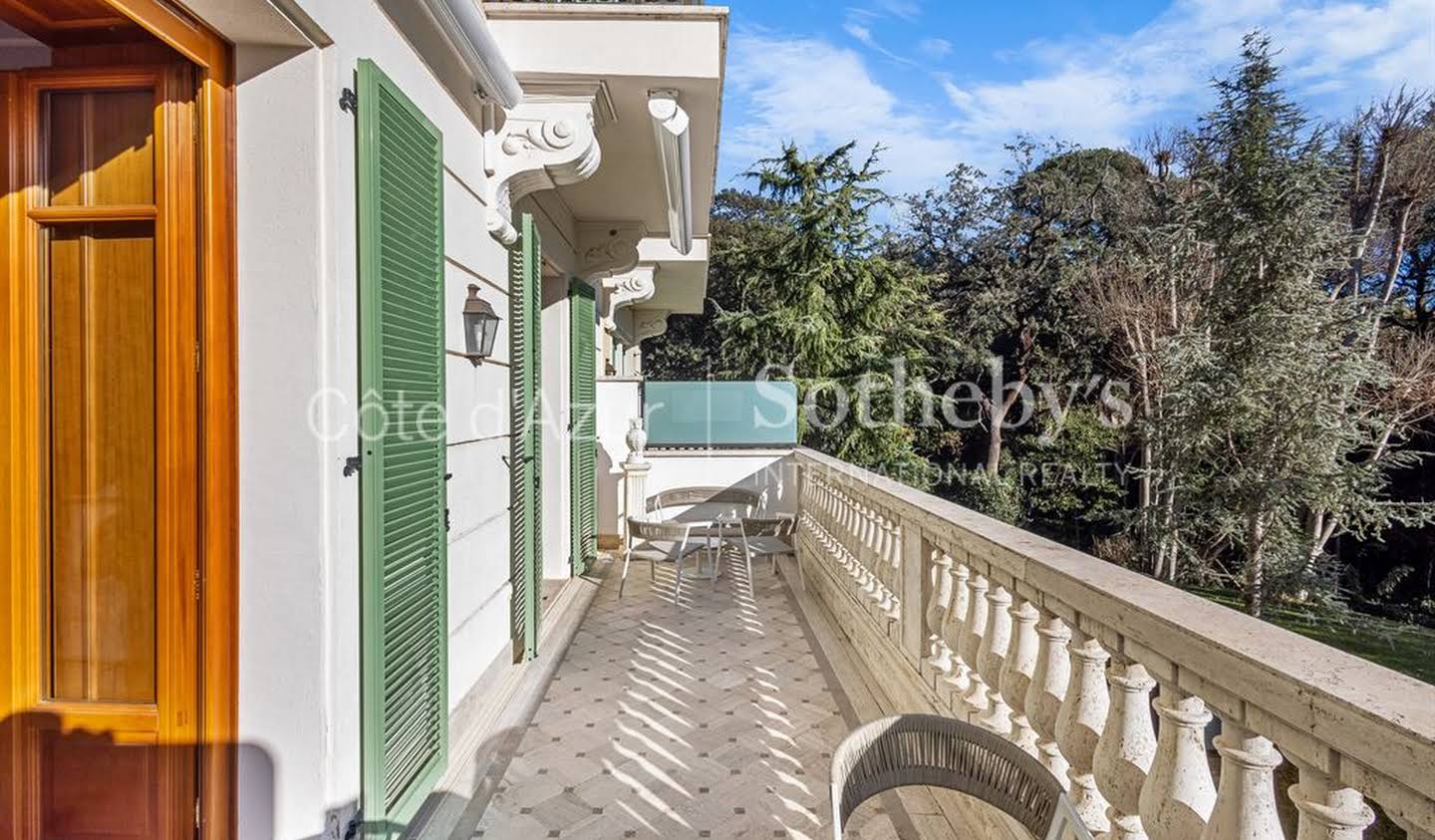 Apartment with terrace and pool Cannes