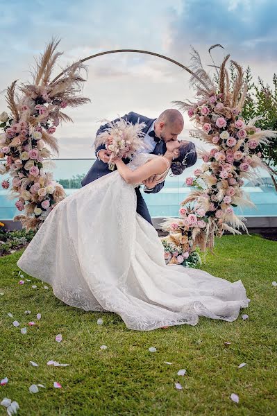 Fotografo di matrimoni Ivaylo Nachev (ivaylonachev). Foto del 10 luglio 2023