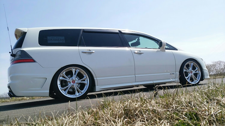 オデッセイのGRADEMY・family car´s・SHOW-WAに関するカスタム事例の投稿画像4枚目
