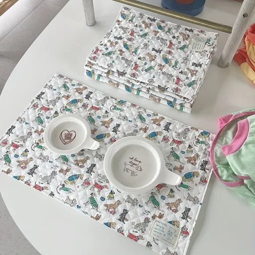Cute Pet Meal Mat Dog Meal Mat Anti Spill, Non slip Cat Pure Cotton Anti Spill