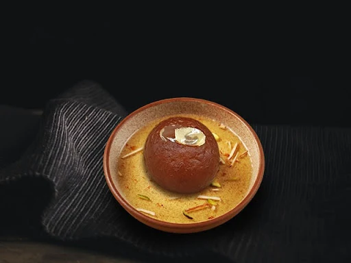 Nolen Gur Gulab Jamun (Jaggery)